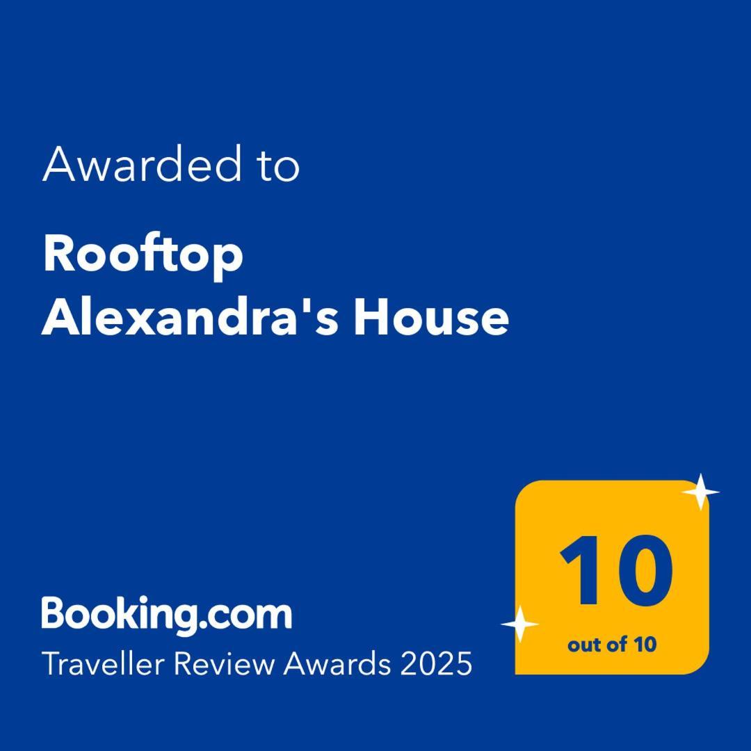 Rooftop Alexandra's House *